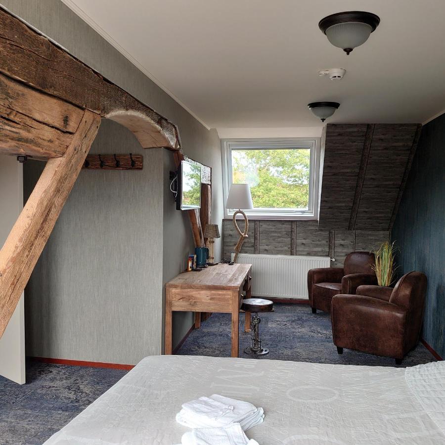 De Cyprian Bed & Breakfast Kaard Екстериор снимка