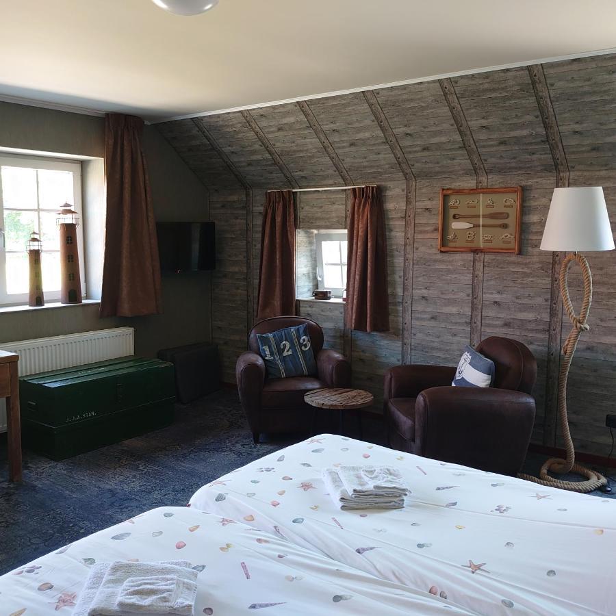 De Cyprian Bed & Breakfast Kaard Екстериор снимка