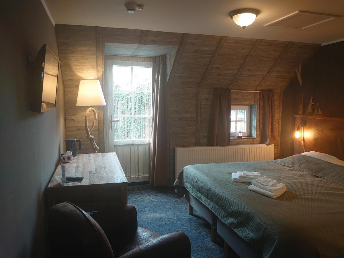De Cyprian Bed & Breakfast Kaard Екстериор снимка