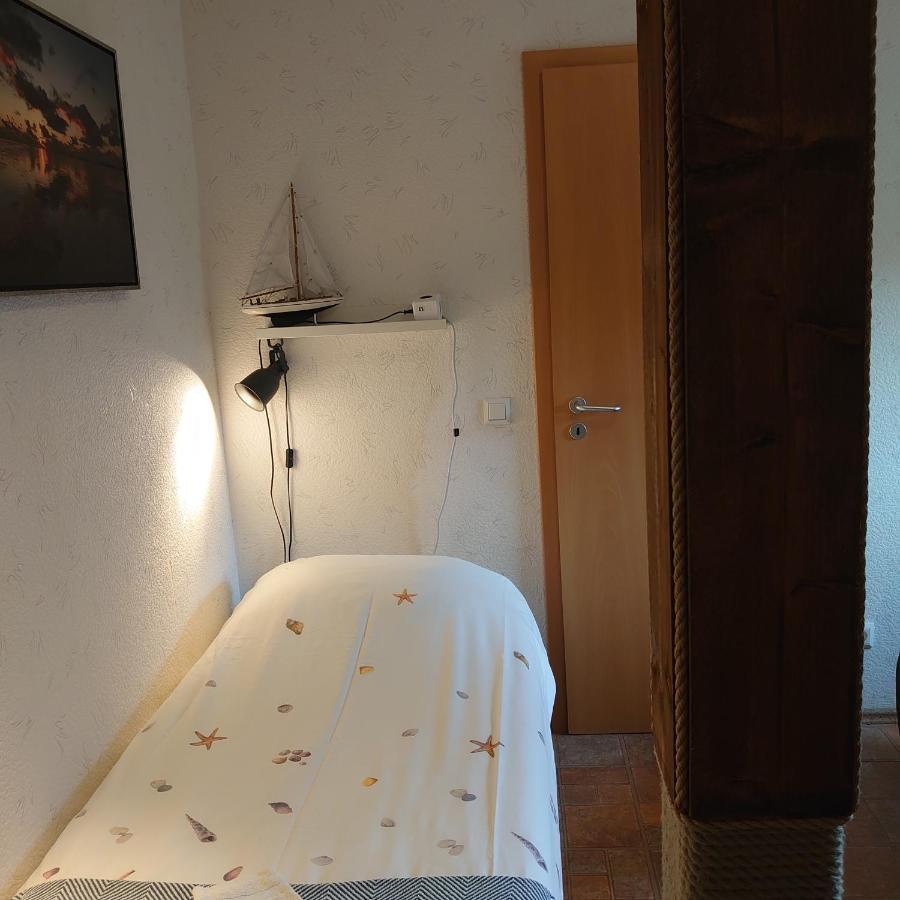 De Cyprian Bed & Breakfast Kaard Екстериор снимка